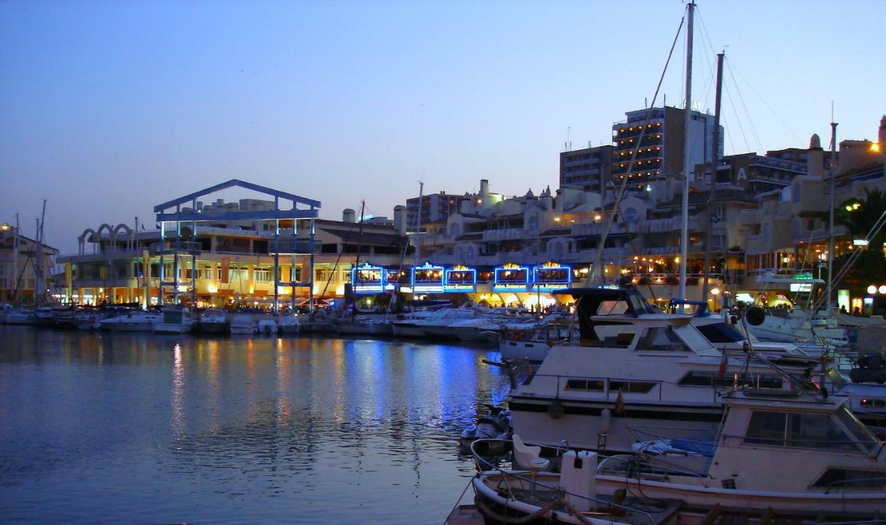 Happy Puerto Marina Lägenhet Benalmádena Exteriör bild