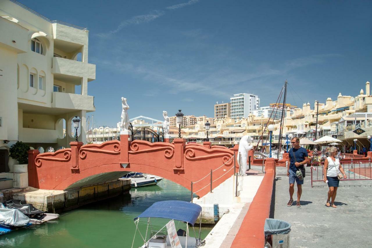 Happy Puerto Marina Lägenhet Benalmádena Exteriör bild